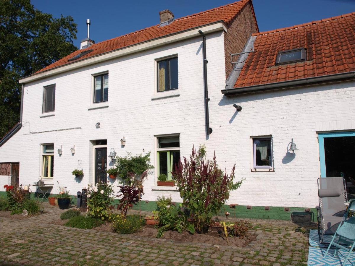 Slaaphuisje Het Vliegend Varken Genk Dış mekan fotoğraf
